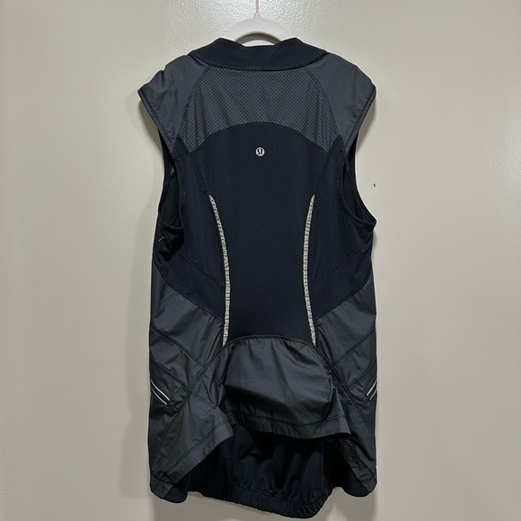 Light Lululemon Running Vest - Picture 1 of 4